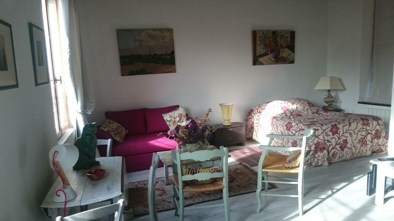 Remalard Appartement Eksteriør billede